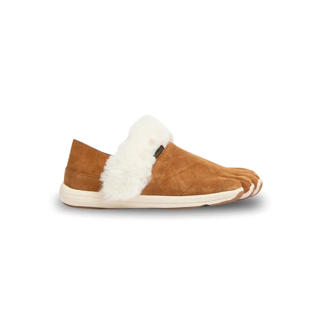 Женская повседневная обувь Peluva Zen Suede Slip-On — песочный / натуральный — фото 1 из 4