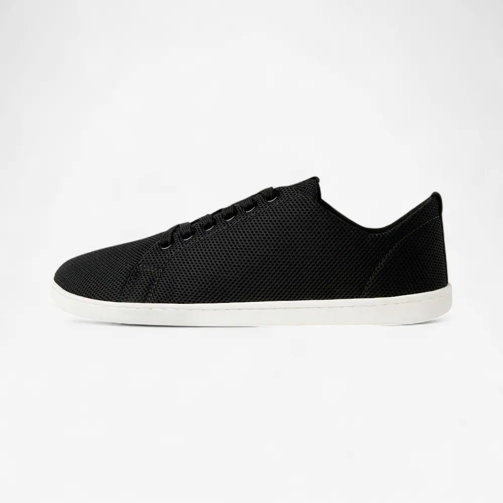Босоногие кроссовки Feelgrounds Original Mesh — чёрный и белый